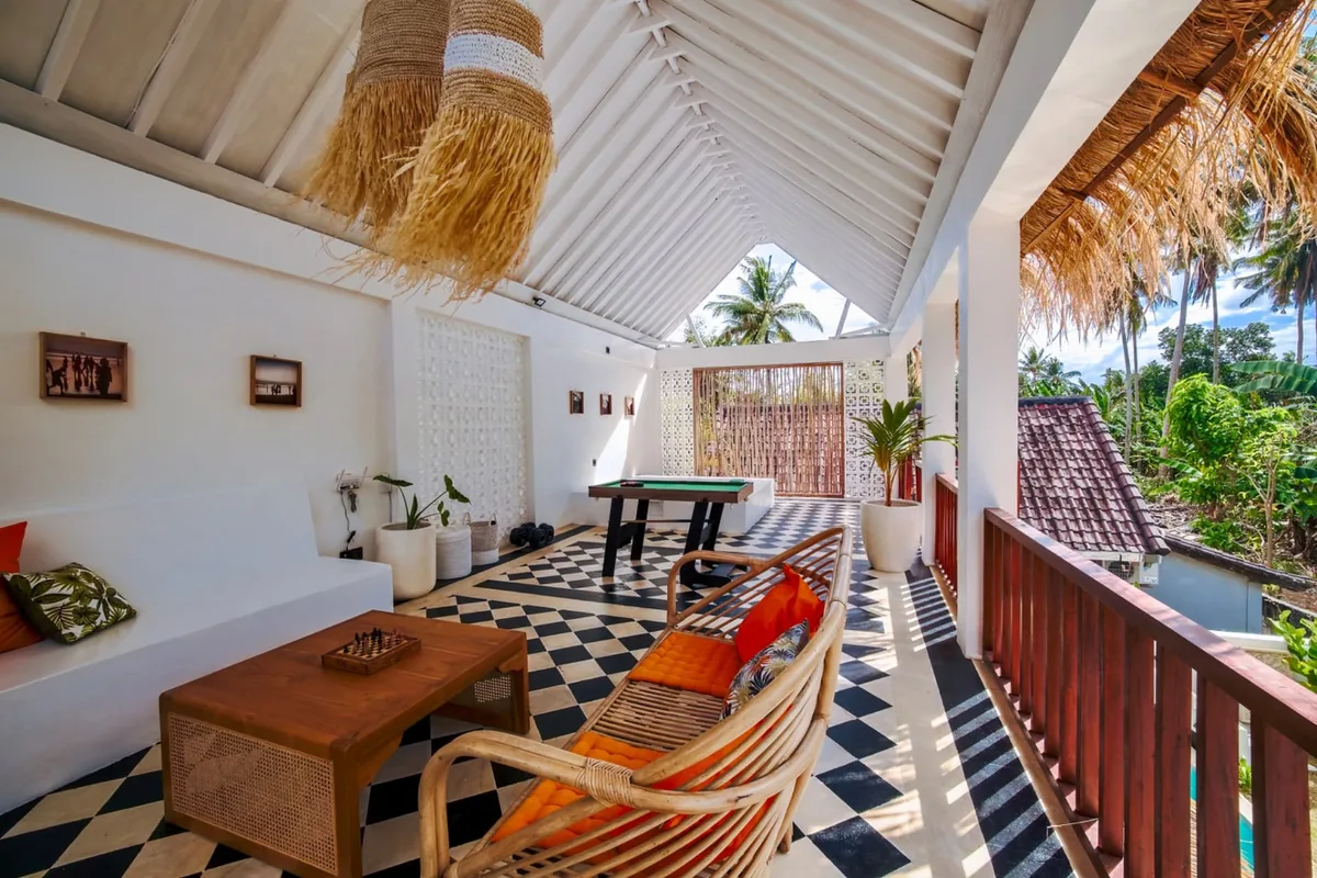 Salon à l'étage de la Villa Tropikarma, Nusa Penida
